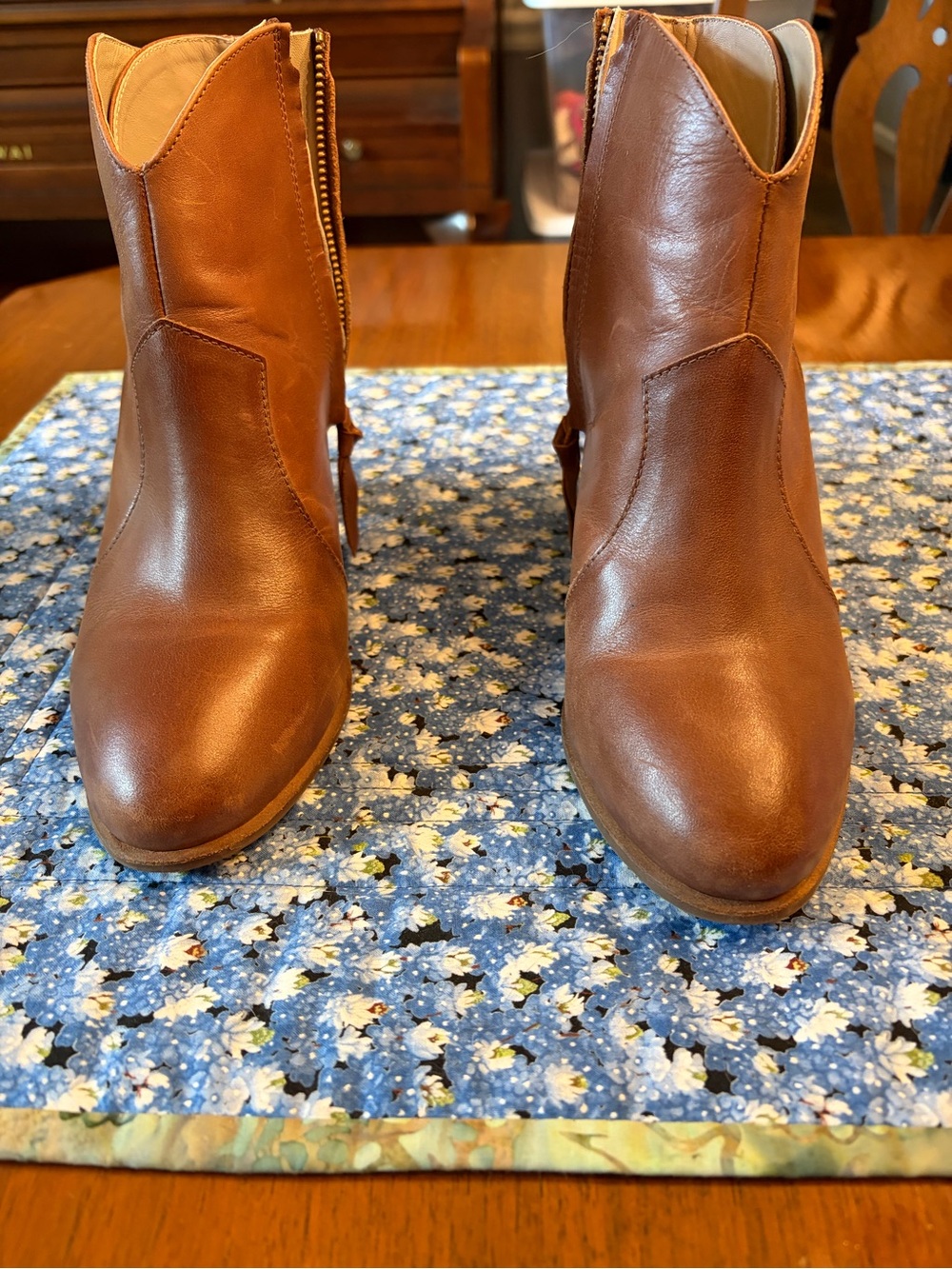 Women’s Brown Leather Ankle Booties with Side Zip - Boden - Picture 2 of 5